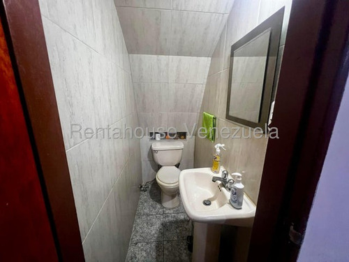 Casa En Venta En Sabana Larga Valencia Mm Carabobo Excelente Urbanizacion Semi Amoblada