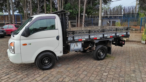 Imagem 4 de 15 de Hyundai Hr Hdb 4x2 2011/2012 Carroceira Madeira