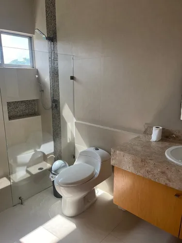 Casa En Venta En Merida F-21189, 3 Rec. Altabrisa, $10,500,000 Mn