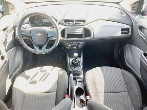 Imagem 2 de 12 de Onix Joy 1.0 Manual 2019 Vermelho