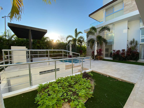 Imagen 6 de 30 de Casa En Venta En Mérida En Privada De Lujo Con 10 Recámaras