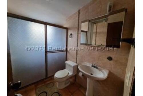 Imagen 19 de 21 de #23-15357 Comodo Y Amplio Townhouse Ubicado En Llano Alto
