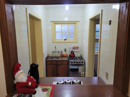 Imagem 12 de 14 de Vendo Apartamento - 1 Dormitório - Centro De Gramado/rs - Oportunidade Única P/ Investidores