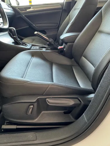 Golf Diesel Americano Con Título, Pedimento Y Factura.
