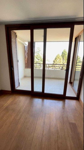 Apartamento Con Amplio Balcon En Las Rastras (105981)