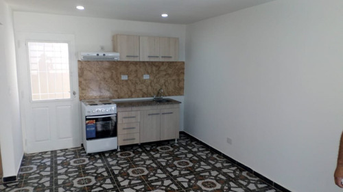 Imagen 3 de 12 de 3 Ambientes Con Cochera/patio - Oportunidad!