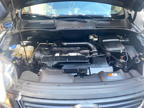 Imagen 10 de 15 de Ford Kuga 2.5 Titanium At 4x4 L (ku02) 2011