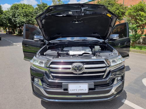 Toyota Land Cruiser Vxs Blindaje Ii Plus 5.7 Cc V8 Gasolina