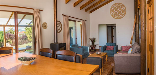 Preciosa Casa Estilo Chilena- Maitencillo