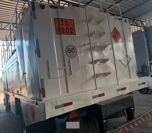 Imagem 12 de 25 de Volkswagen 15-180 2012 4x2 Comboio Urso Completo Operacional