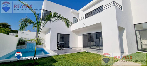 Venta De Casaen El Fracc. Las Fuentes, Jiutepec, Morelos...clave 4289