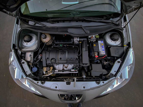 Imagen 10 de 11 de Peugeot 207 2009 1.6 Xt