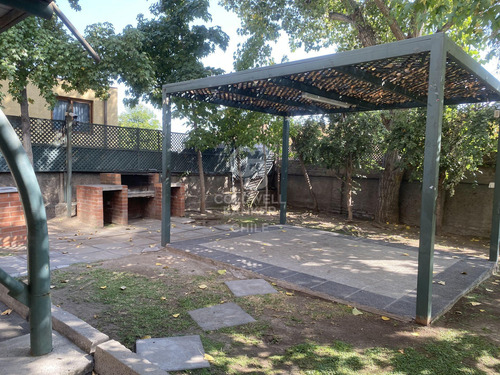 Luminoso Departamento Colegio San Agustín