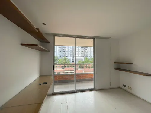 Apartamento En Venta En Benedictinos. Cod V776062