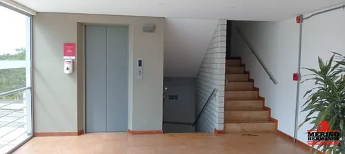 Local En Arriendo En Llanogrande. Cod A5532