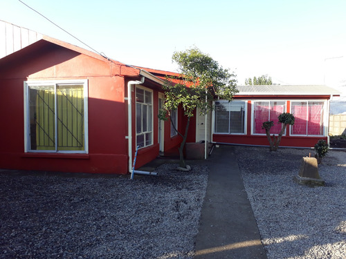 Se Vende Terreno  De 400 M2 Con Casa Calle Sotomayor Y Lota 