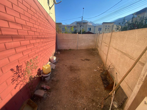 Bella Casa Amplia En Pasaje Peatonal Elías Carrasco, Lampa