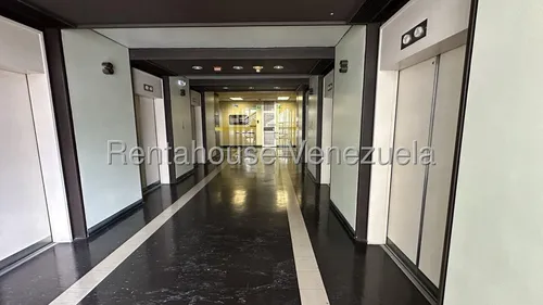 Oficina En Venta El Recreo