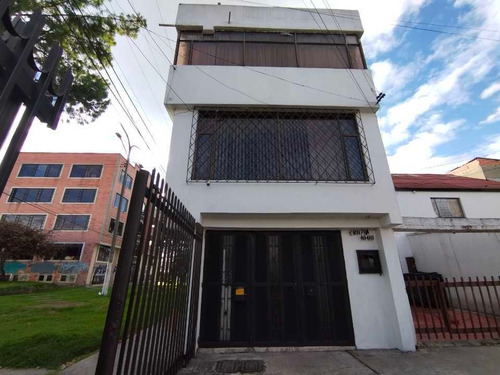 Imagen 2 de 28 de Venta De Casa Rentable 3 Casas En Una En Villa Alsacia Bogota