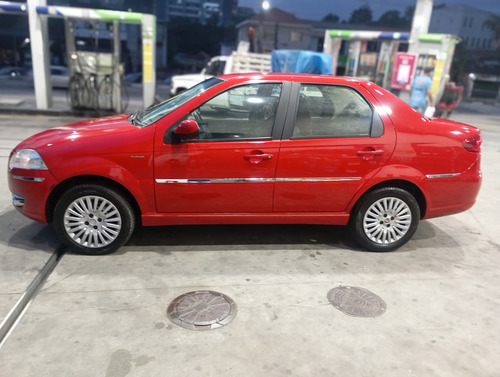 Fiat Siena 1.6 16v Essence Flex Dualogic 4p
