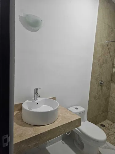 Casa (2p + 4 R) En Privada Morera En Cholul