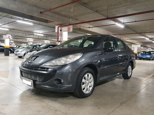 Imagem 1 de 8 de Peugeot Passion Sedã 1.4 Xr Flex