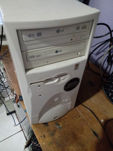 Cpu Athlon Xp 2.2 Ghz,512mb,hd 40 ,porta Paralelas