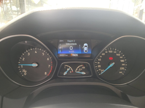 Ford Focus 2.0 Titanium Flex Powershift 5p