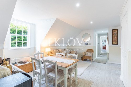Casa De Lujo En Bosque De Montemar, 8d+6b, 1050 M²