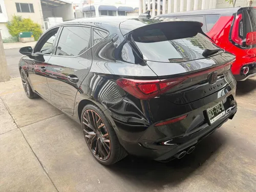 Cupra Leon 300Hp