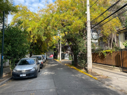 Casa Ley Pereira A Pasos De La Casa De La Cultura De Ñuñoa
