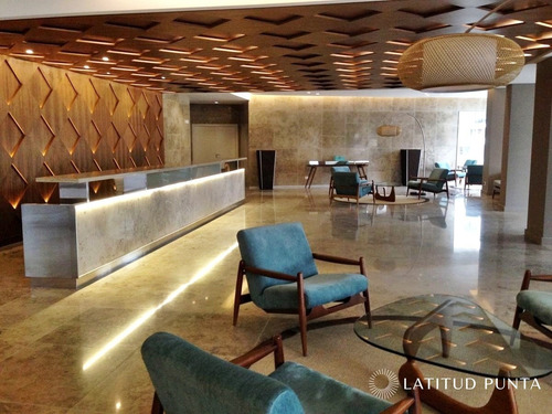 Piso Alto En Brava- Ref: 1188