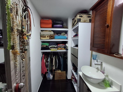 Apartamento En Venta En Santa María Ubicación Privilegiada En Itagüí