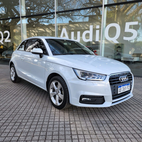 Imagen 3 de 16 de Audi A1 Ambition 1.4 Tfsi Stronic 2017 Marrocchi Exclusivos