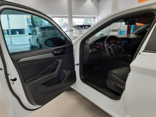 Imagen 8 de 15 de Volkswagen Jetta R-line 1.4 Fsi Turbo 2019