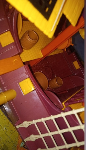 Imagen 5 de 9 de Barco Peter Pan + 2 Playset Marca Famosa