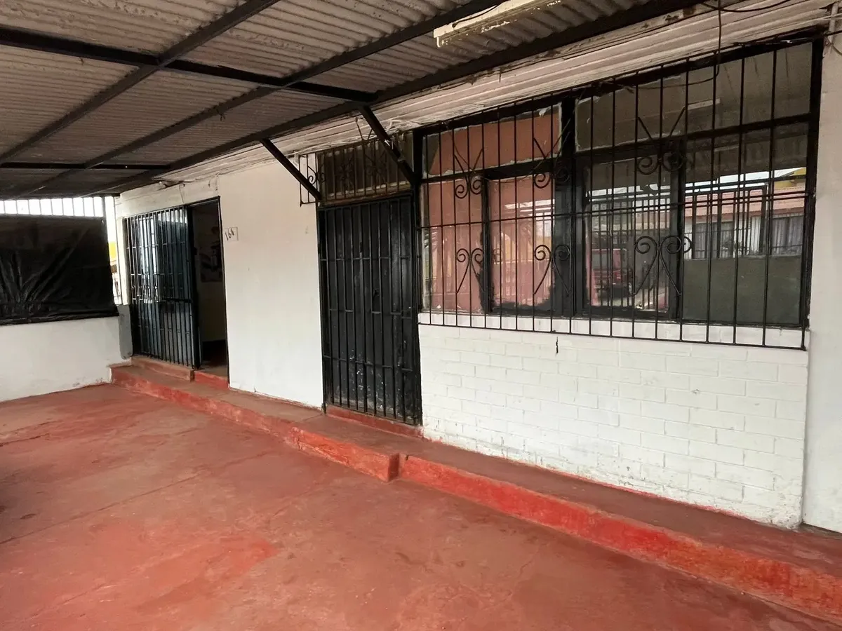 Imagen 2 de 12 de Casa Con Ubicacion Comercial 162 Mts2 Las Encinas Coquimbo