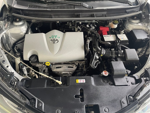 Toyota Yaris 1.5 16V FLEX SEDAN XLS CONNECT MULTIDRIVE