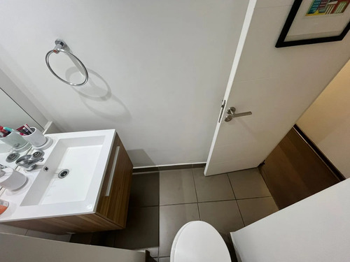 Excelente 0ficina 2 Privados Recepción Estacionamiento