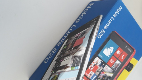 Celular Smartphone Nokia Lumia 820 Preto 8gb