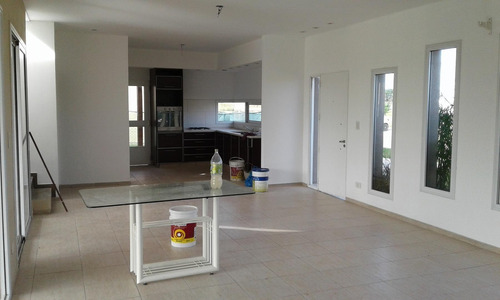 Imagen 18 de 30 de Casa 4 Ambientes Con Pileta Y Parque El Canton Puerto