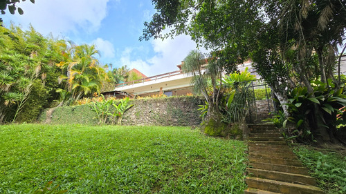 Se Vende Casa Quinta 1600mt2 T-1.100mt2 C 7h/10b/7pe Alto Hatillo