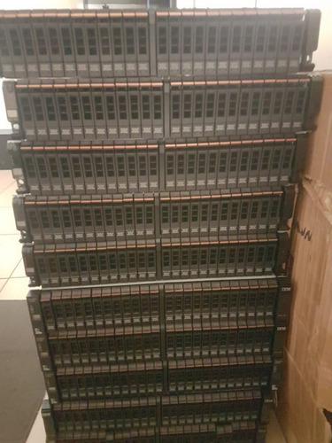 Ibm Storwize V7000 2076-224 - Gaveta Expansao V7000