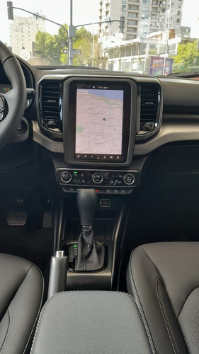 Imagen 4 de 18 de Fiat Toro Volcano