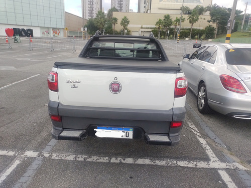 Fiat Strada 1.4 Hard Working Cab. Dupla Flex 3p