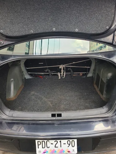 Volkswagen Jetta 2.0 L4 Mt