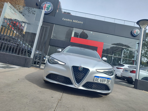 Alfa Romeo Giulia 2.0 200cv 200 Distinctive