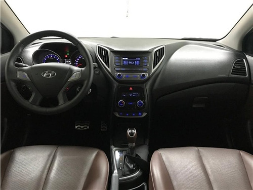 Hyundai Hb20x 1.6 16v Premium Flex 4p Automático