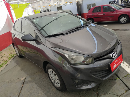 Imagem 3 de 5 de Hyundai Hb20 1.6 Comfort 16v Flex 4p Manual