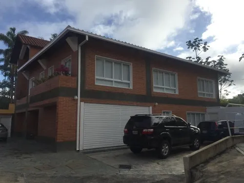 Townhouse En Venta En Oripoto